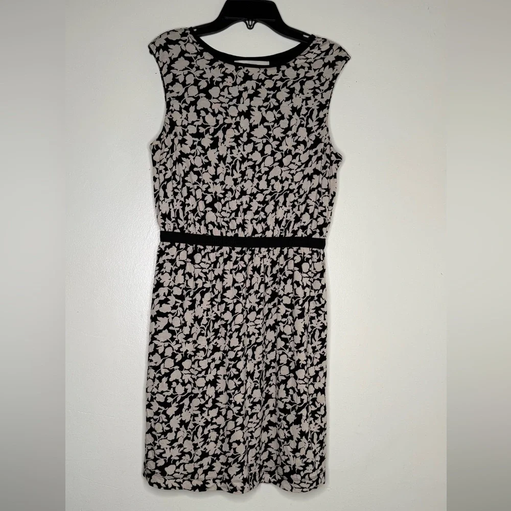 LOFT DRESS - Picture 2 of 5
